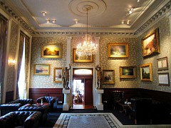 Grandhotel Pupp lobby